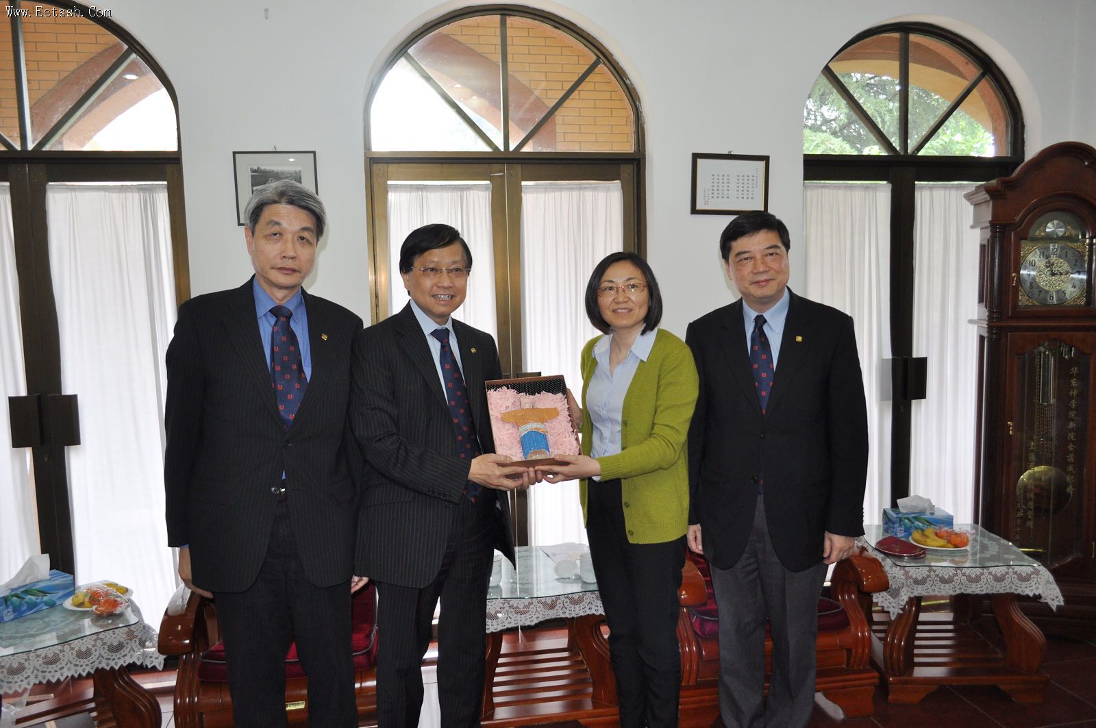 ������ѧԺ�Ӵ��л������̻�������������